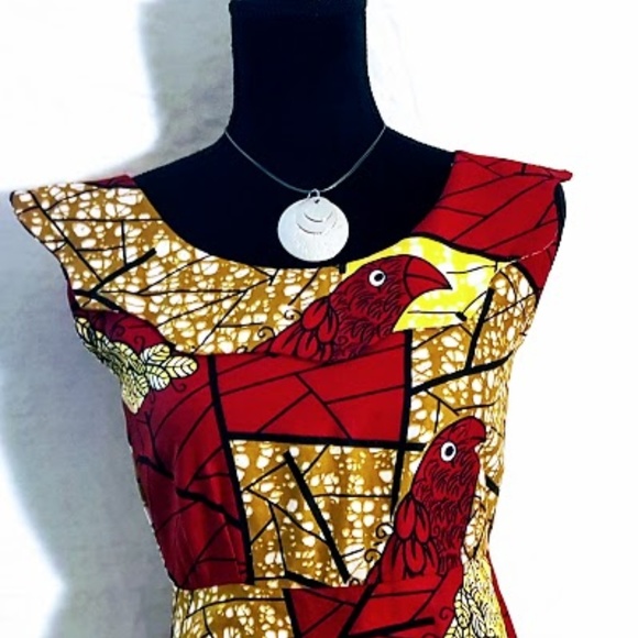 #C32 Women's Handmade Sleeveless Top - Picture 2 of 8